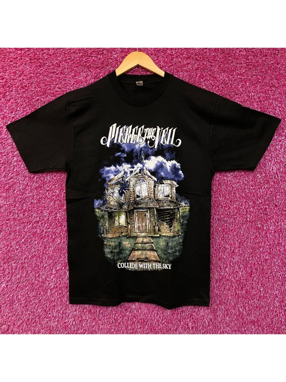 ⁠Pierce the Veil Collide With The Sky Graphic T-Shirt Large